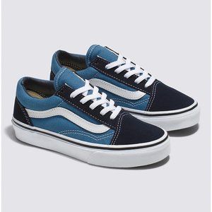 Vans  Kids Old Skool Lace-Up Sneaker - Size K2.0 New in Box - Navy/True White